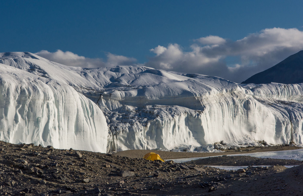 Canada Glacier Lake Hoare Camp photo by Helen Glazer